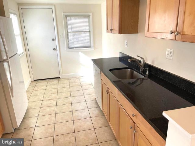 7132 PARKVIEW AVE, Falls Church, VA 22042