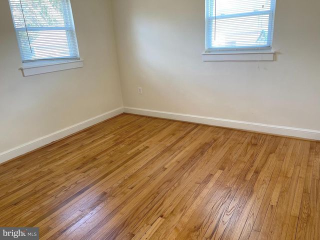 7132 PARKVIEW AVE, Falls Church, VA 22042