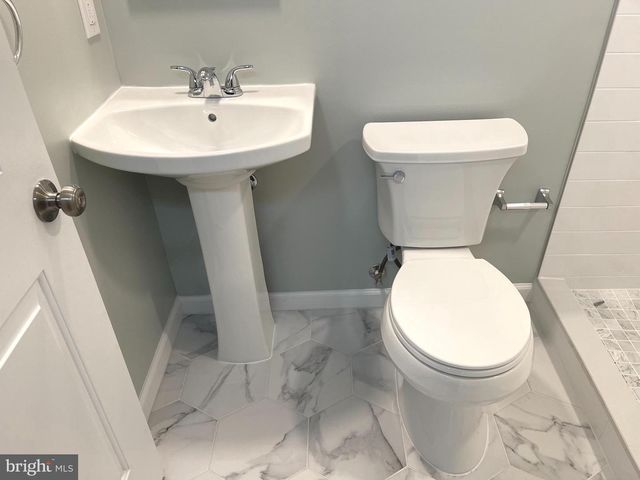 7132 PARKVIEW AVE, Falls Church, VA 22042