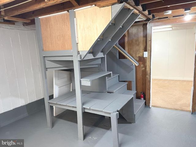 7132 PARKVIEW AVE, Falls Church, VA 22042