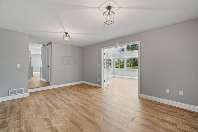 125 Potawatomi ROAD, Williams Bay, WI 53191