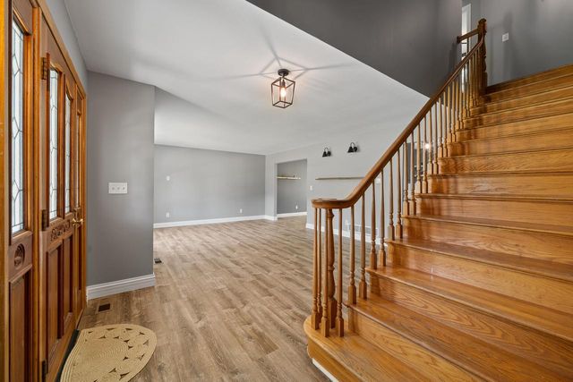 125 Potawatomi ROAD, Williams Bay, WI 53191