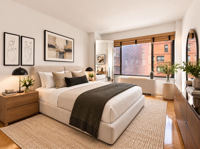 300 E 95th St Apt 5A, New York City, NY 10128