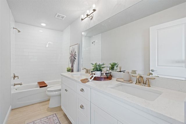 553 VENETIAN PALMS BOULEVARD, New Smyrna Beach, FL 32168