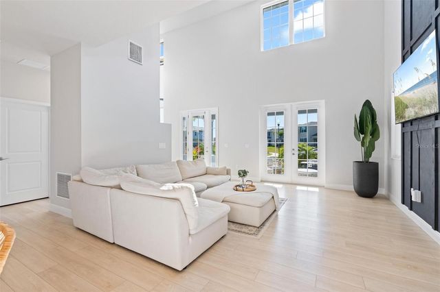 553 VENETIAN PALMS BOULEVARD, New Smyrna Beach, FL 32168