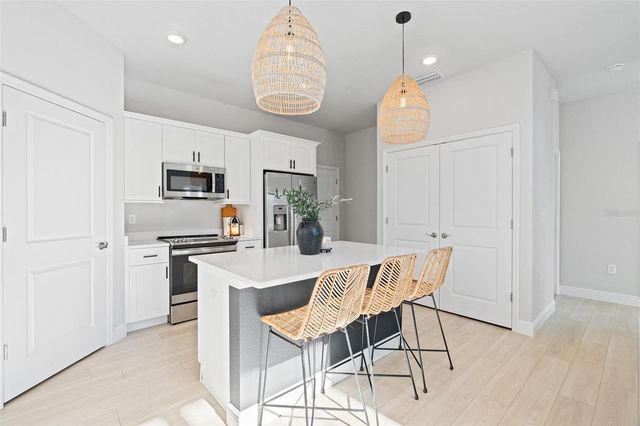 553 VENETIAN PALMS BOULEVARD, New Smyrna Beach, FL 32168