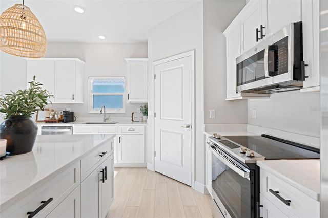 553 VENETIAN PALMS BOULEVARD, New Smyrna Beach, FL 32168