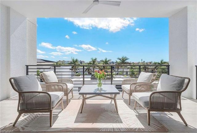 1111 Central AVE 403, Naples, FL 34102