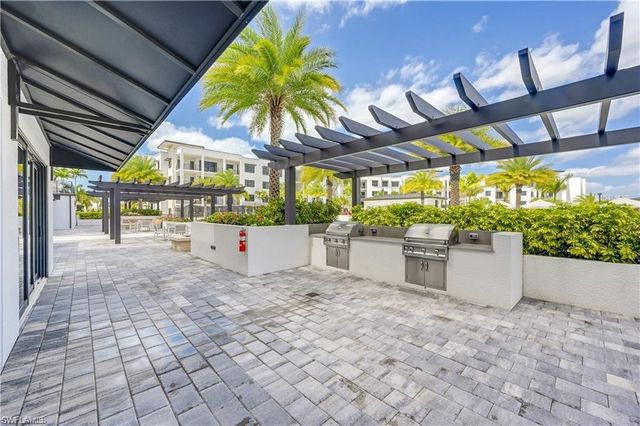 1111 Central AVE 403, Naples, FL 34102