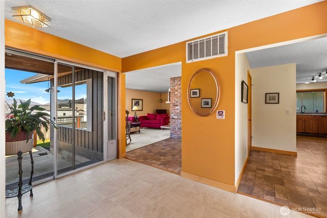 1320 Seneca Street, Wenatchee, WA 98801