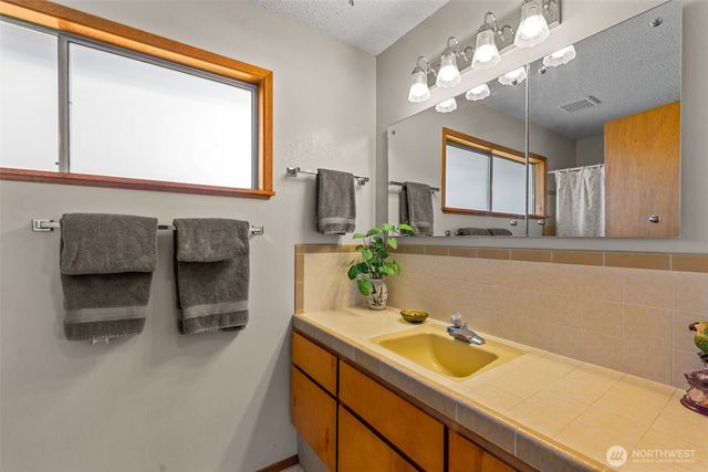 1320 Seneca Street, Wenatchee, WA 98801