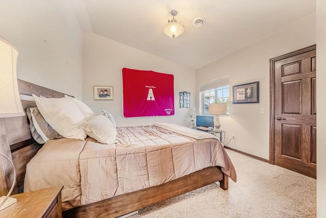 1072 W WILLIS WAY, Appleton, WI 54913