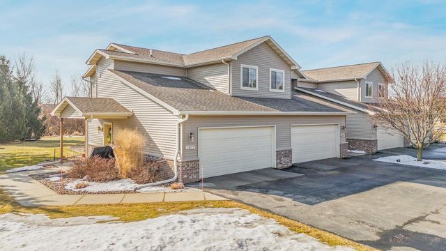 1072 W WILLIS WAY, Appleton, WI 54913