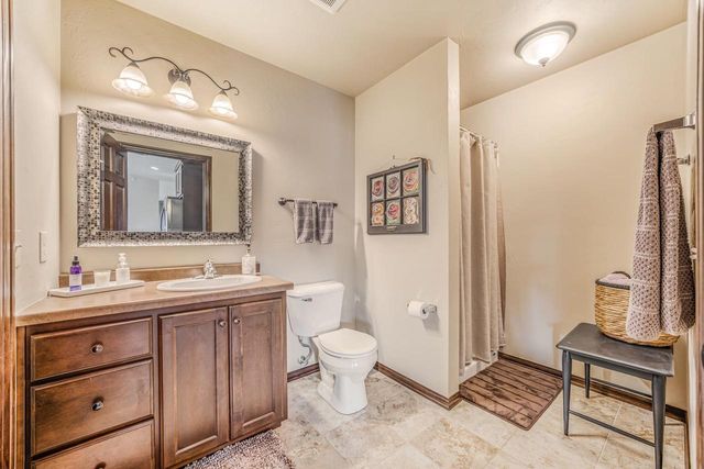 1072 W WILLIS WAY, Appleton, WI 54913