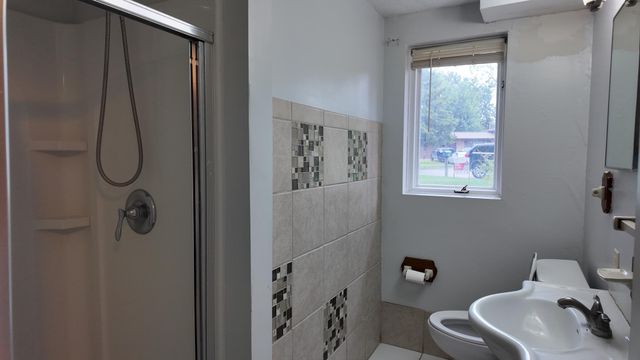 5308 81st Avenue N, Brooklyn Park, MN 55443
