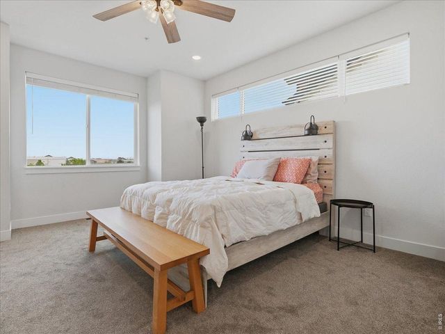 2402 49th Ave Ct 40, Greeley, CO 80634