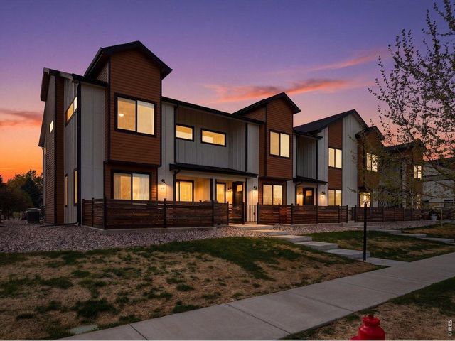 2402 49th Ave Ct 40, Greeley, CO 80634