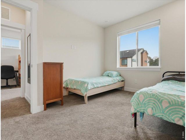2402 49th Ave Ct 40, Greeley, CO 80634