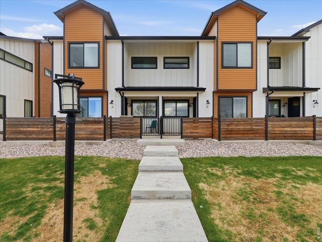 2402 49th Ave Ct 40, Greeley, CO 80634
