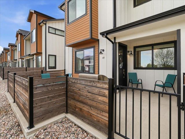 2402 49th Ave Ct 40, Greeley, CO 80634