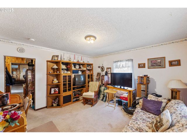 1142 MINNESOTA Ave, Coos Bay, OR 97420