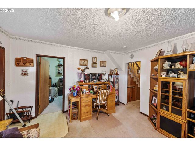 1142 MINNESOTA Ave, Coos Bay, OR 97420