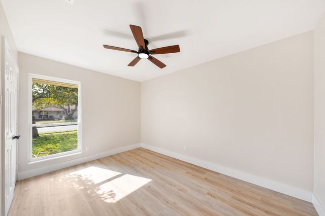 1317 Marblehead Drive, Lewisville, TX 75067