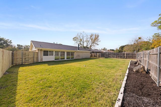 1317 Marblehead Drive, Lewisville, TX 75067