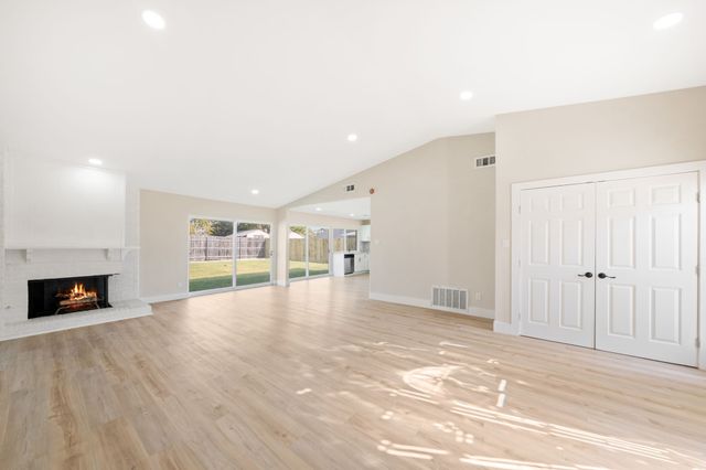 1317 Marblehead Drive, Lewisville, TX 75067