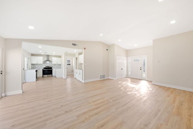 1317 Marblehead Drive, Lewisville, TX 75067