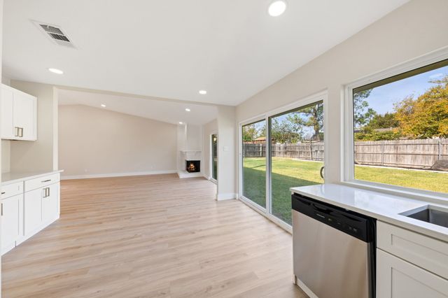 1317 Marblehead Drive, Lewisville, TX 75067