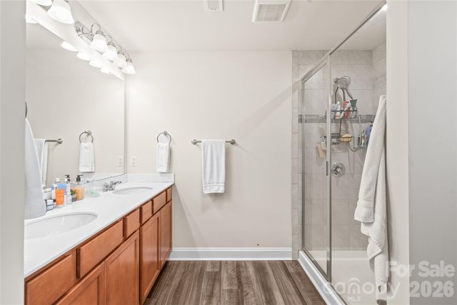 1043 Kalli Drive, Matthews, NC 28104