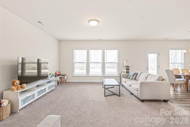 1043 Kalli Drive, Matthews, NC 28104