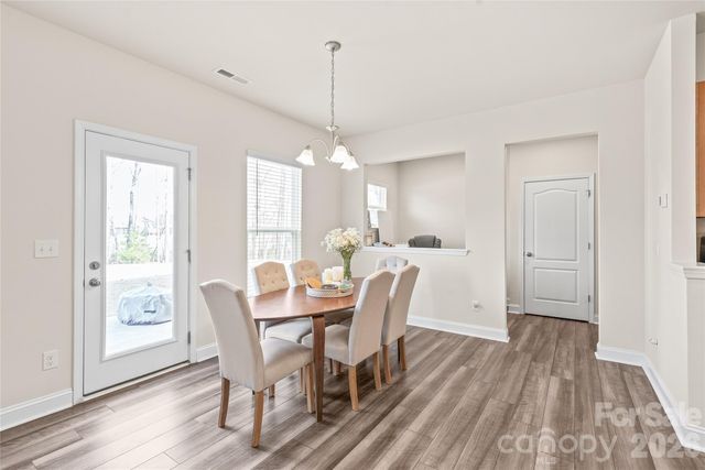 1043 Kalli Drive, Matthews, NC 28104