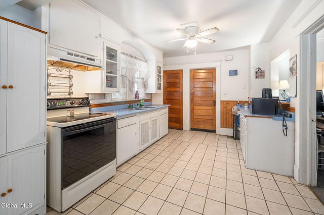 841 Harrison Avenue, Schenectady, NY 12306