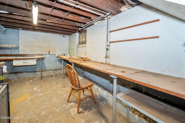 841 Harrison Avenue, Schenectady, NY 12306