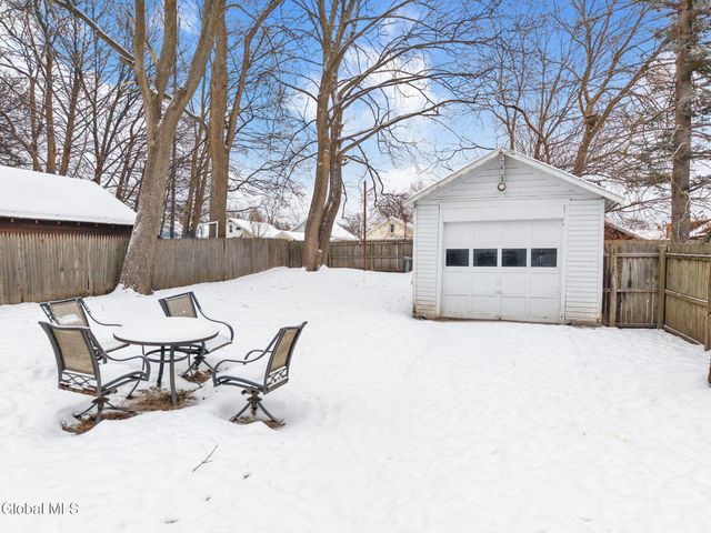 841 Harrison Avenue, Schenectady, NY 12306