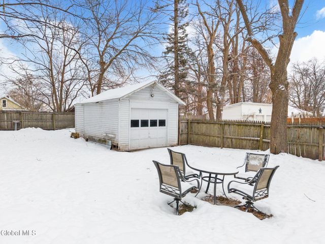 841 Harrison Avenue, Schenectady, NY 12306