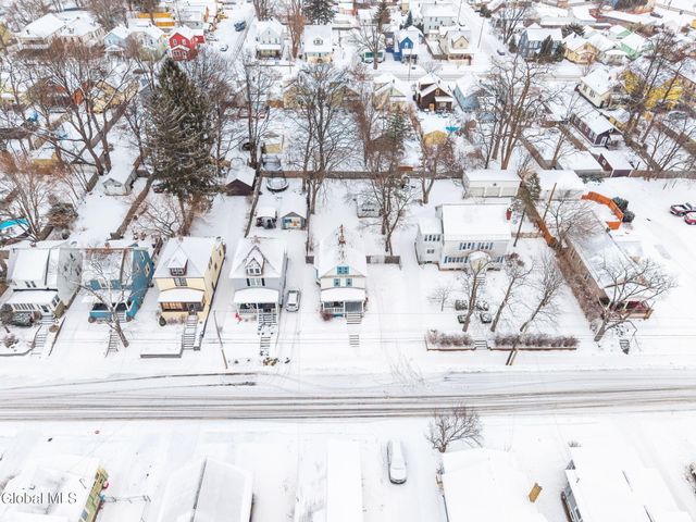 841 Harrison Avenue, Schenectady, NY 12306