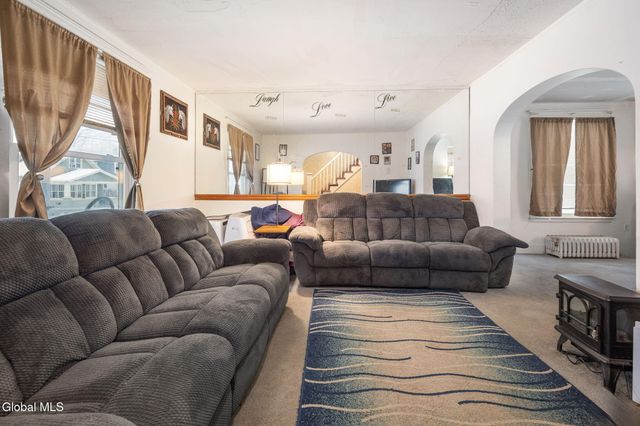 841 Harrison Avenue, Schenectady, NY 12306