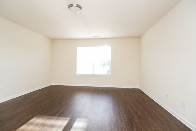 2613 Stinger Dr, Columbia, TN 38401