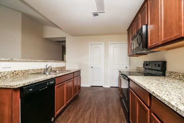 2613 Stinger Dr, Columbia, TN 38401