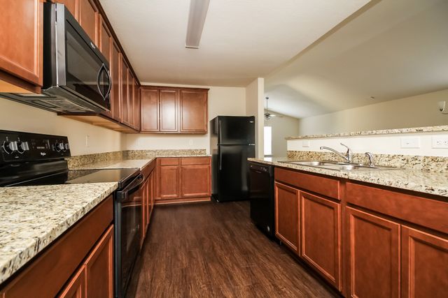 2613 Stinger Dr, Columbia, TN 38401