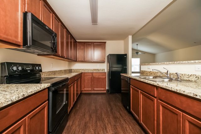 2613 Stinger Dr, Columbia, TN 38401