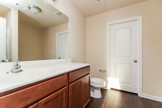 2613 Stinger Dr, Columbia, TN 38401