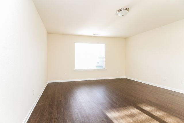 2613 Stinger Dr, Columbia, TN 38401