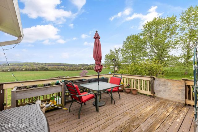 4744 Old Niles Ferry Rd, Maryville, TN 37801