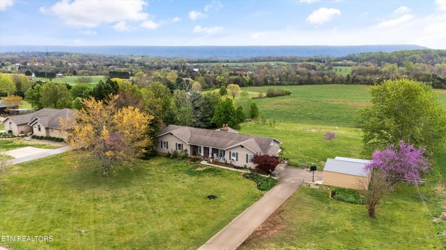 4744 Old Niles Ferry Rd, Maryville, TN 37801