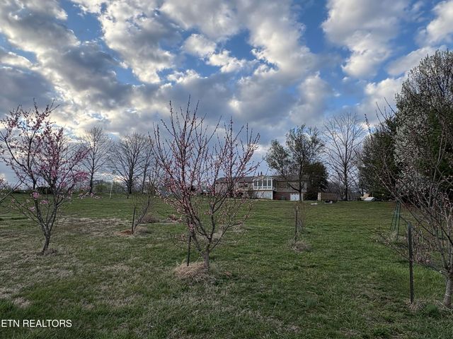 4744 Old Niles Ferry Rd, Maryville, TN 37801