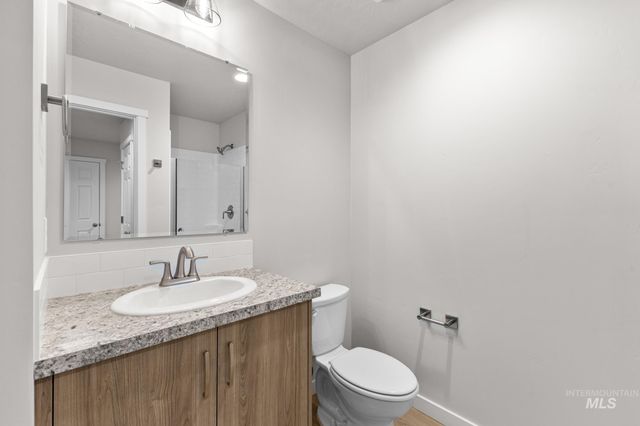 3030 S Maple Ranch Way, Nampa, ID 83686